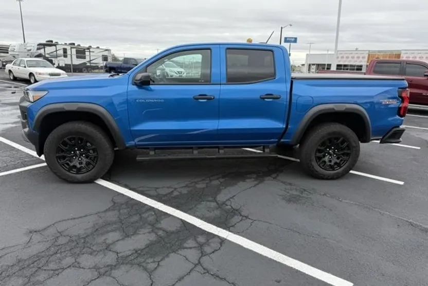2024 Chevrolet Colorado Trail Boss photo 1