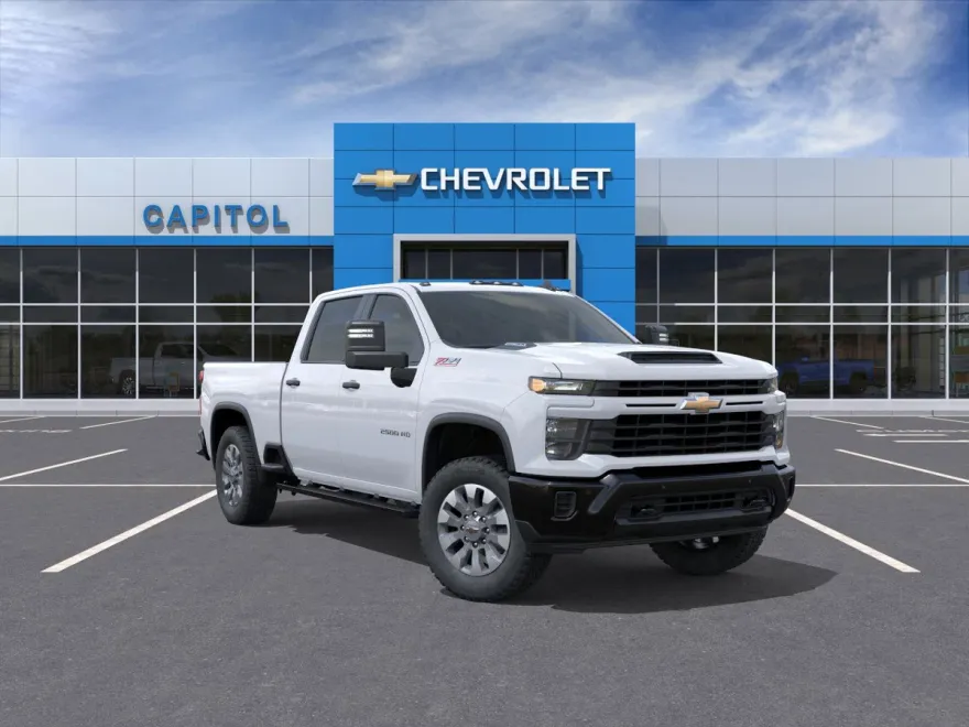 2025 Chevrolet Silverado 2500HD Custom photo 1