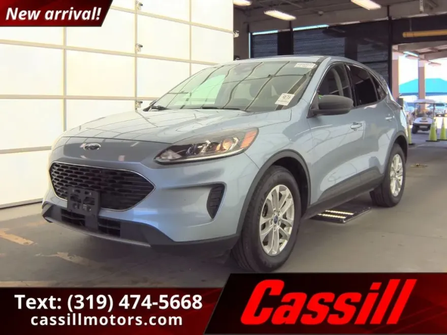 2022 Ford Escape SE photo 1