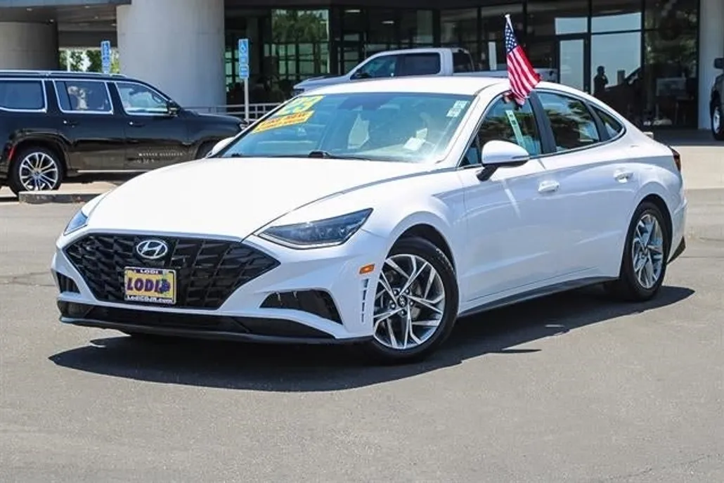 2023 Hyundai Sonata SEL photo 1