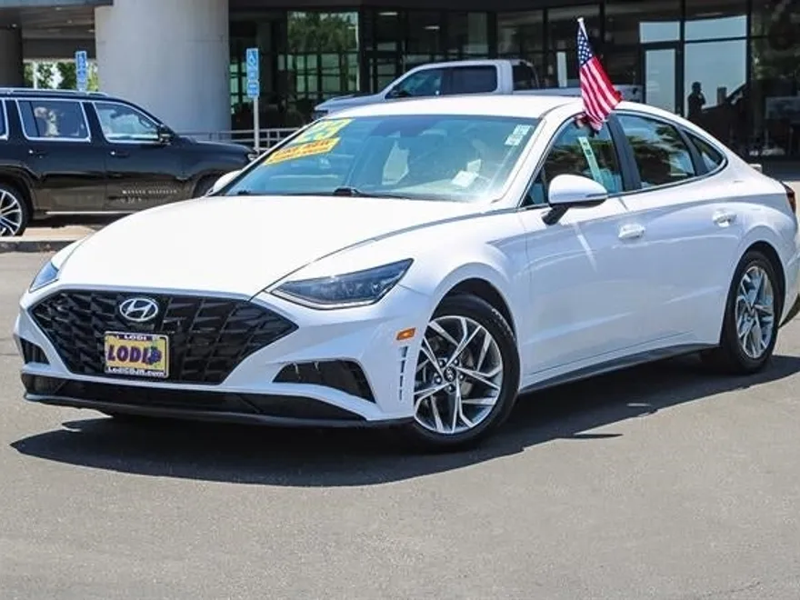 2023 Hyundai Sonata SEL photo 1