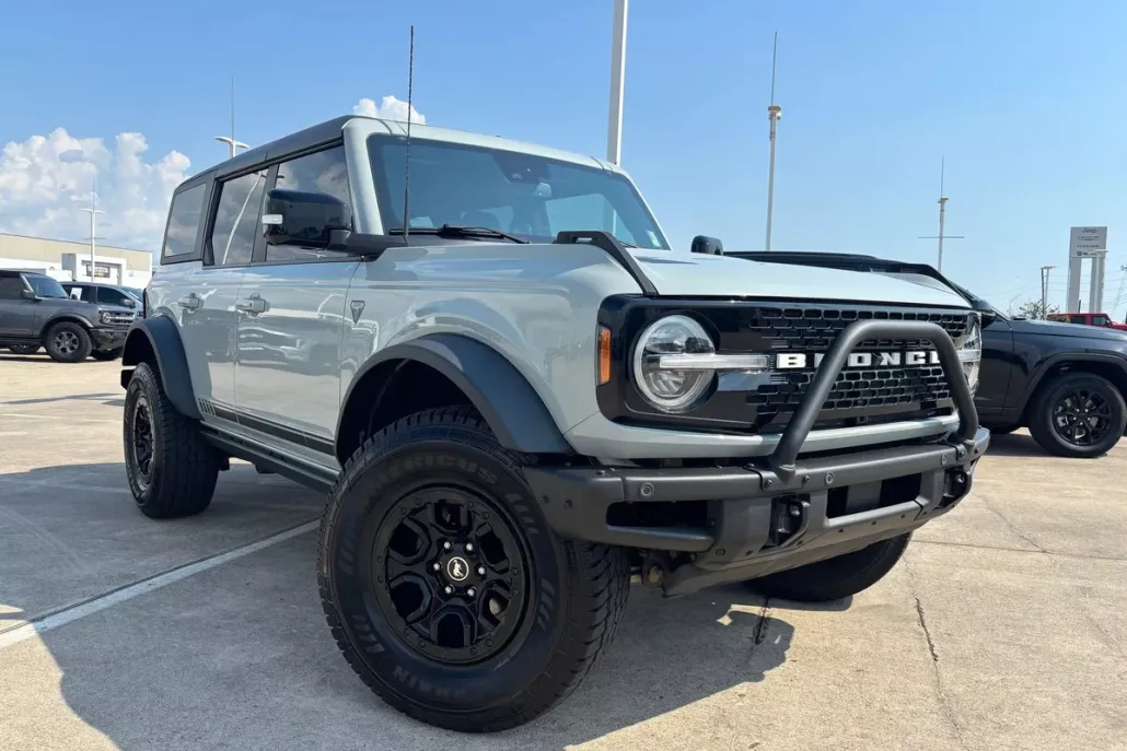 2021 Ford Bronco First Edition photo 1