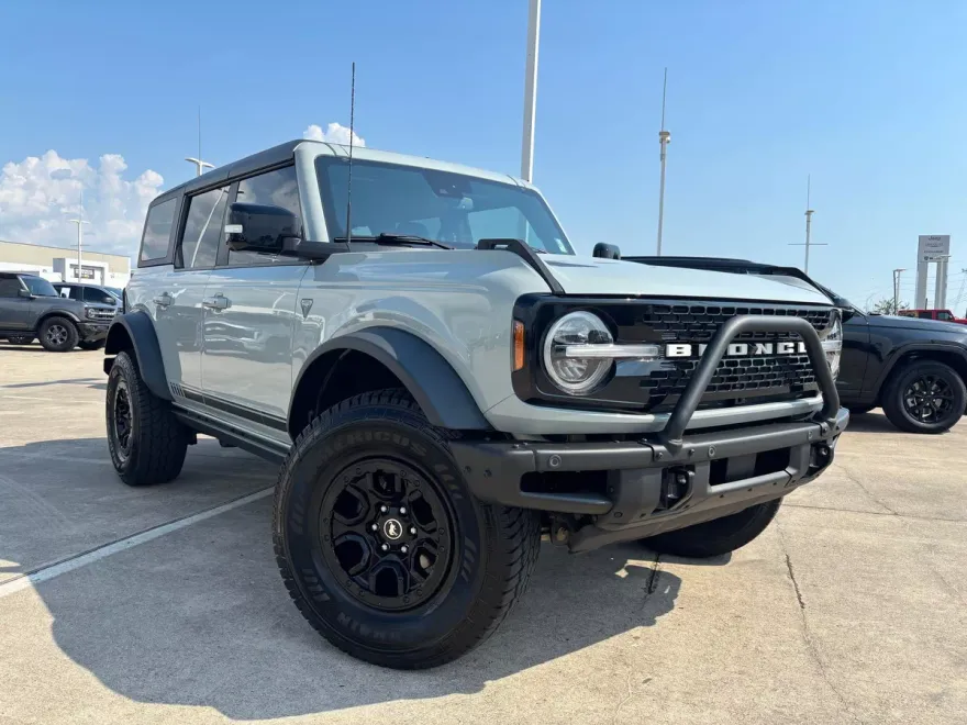 2021 Ford Bronco First Edition photo 1