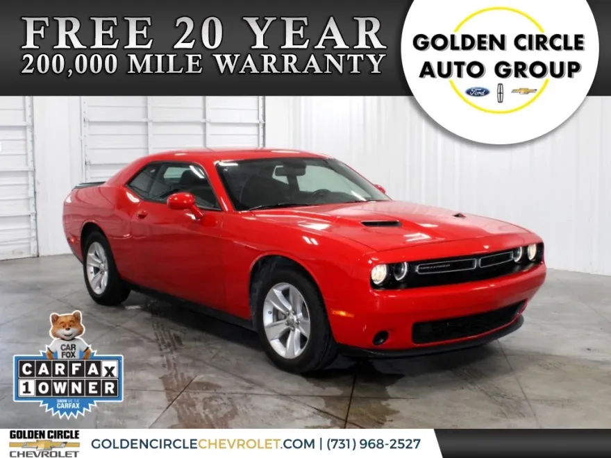 2023 Dodge Challenger SXT photo 1