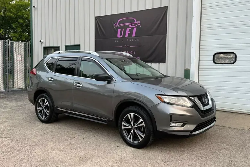 2018 Nissan Rogue SL photo 1