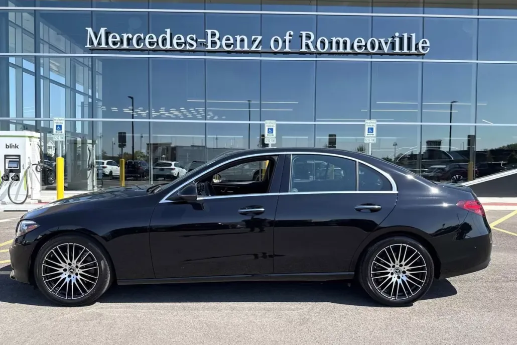 2024 Mercedes Benz C 300 4MATIC Sedan photo 1