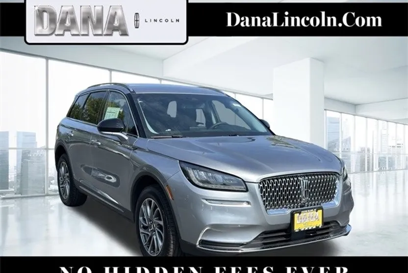 2022 Lincoln Corsair Standard photo 1