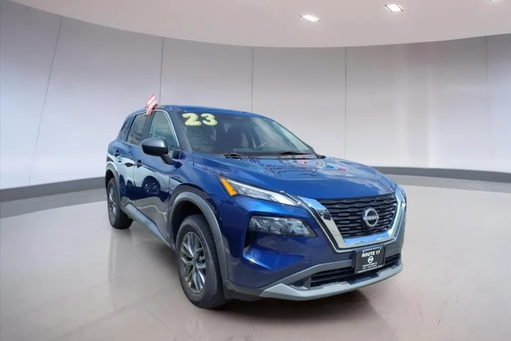 2023 Nissan Rogue S photo 1