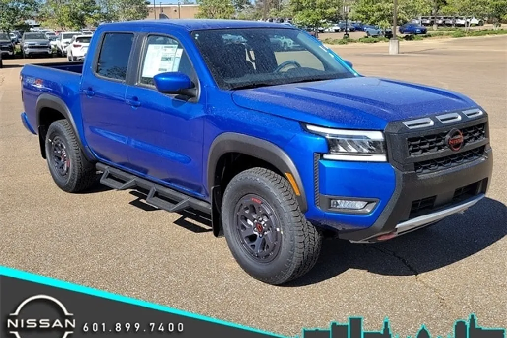 2025 Nissan Frontier PRO-4X photo 1