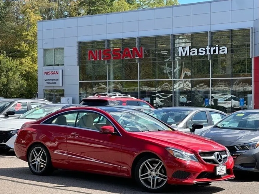 2014 Mercedes Benz E 350 4MATIC Coupe photo 1