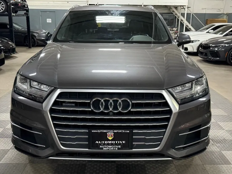 2019 Audi Q7 45 Premium Plus photo 1