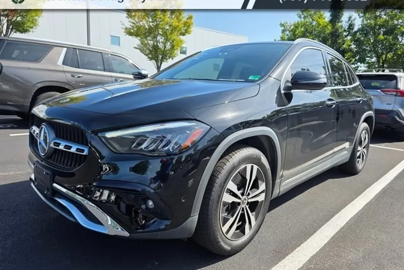 2024 Mercedes Benz GLA 250 photo 1