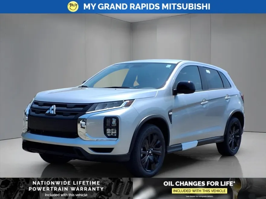 2025 Mitsubishi Outlander Sport LE photo 1