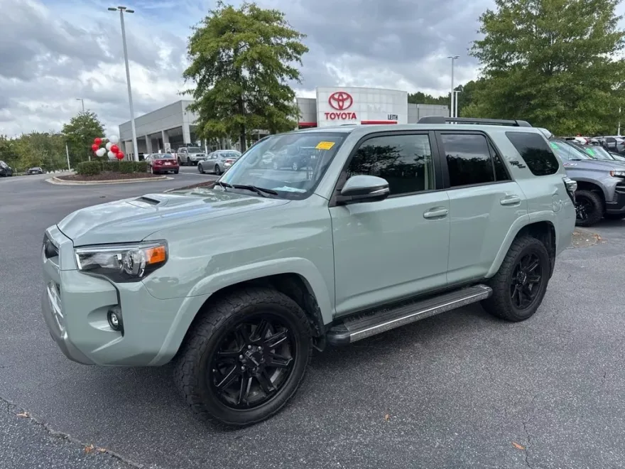 2022 Toyota 4Runner TRD Premium photo 1