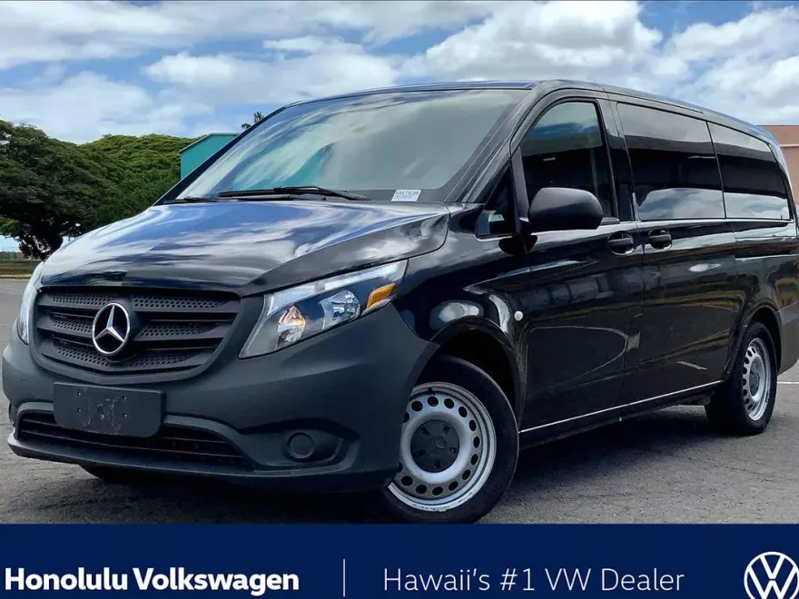 2018 Mercedes Benz Metris Van photo 1