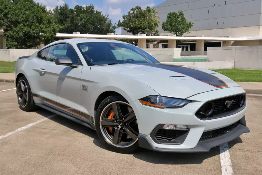 2023 Ford Mustang Mach 1 photo 1