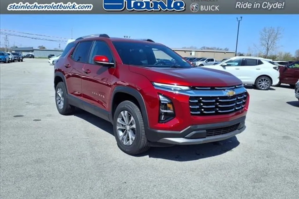 2025 Chevrolet Equinox LT photo 1