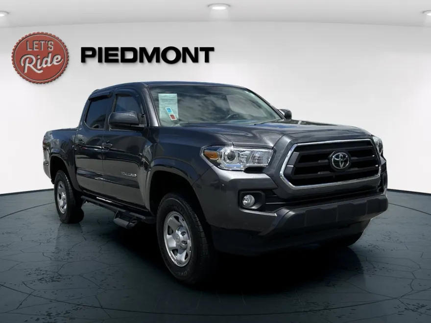 2022 Toyota Tacoma SR5 Double Cab photo 1