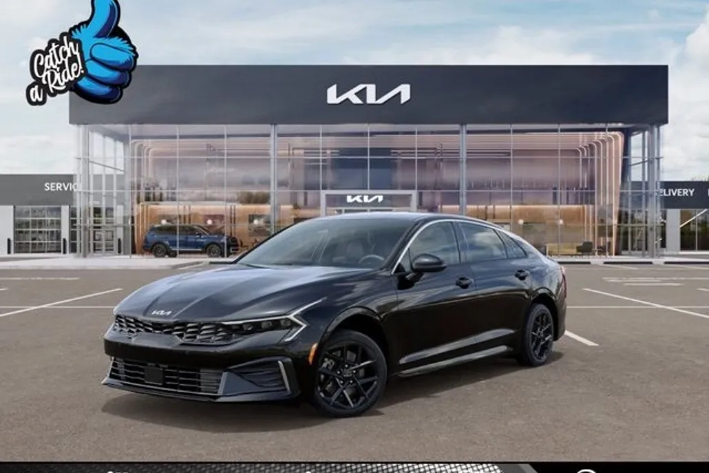 2025 Kia K5 LXS photo 1