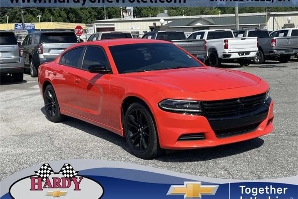 2018 Dodge Charger SXT photo 1