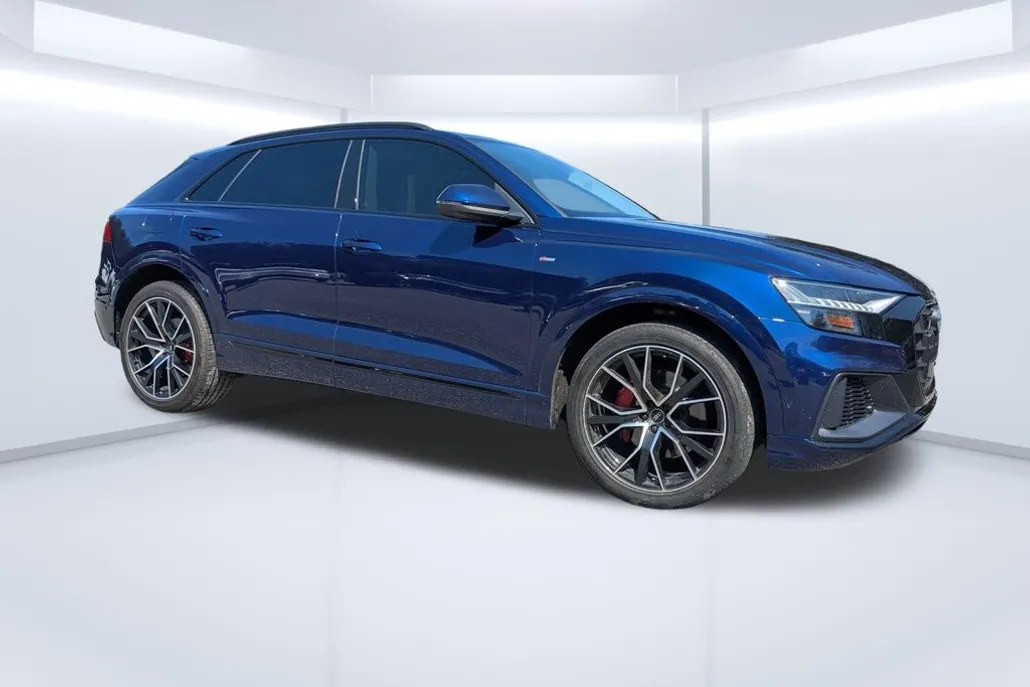 2021 Audi Q8 55 Premium Plus photo 1