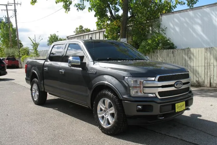 2020 Ford F-150 Platinum photo 1