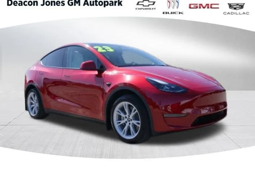 2023 Tesla Model Y Long Range photo 1