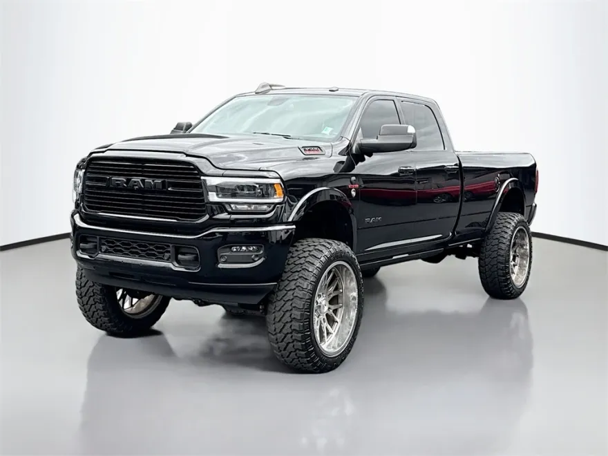 2022 Ram 3500 Laramie photo 1