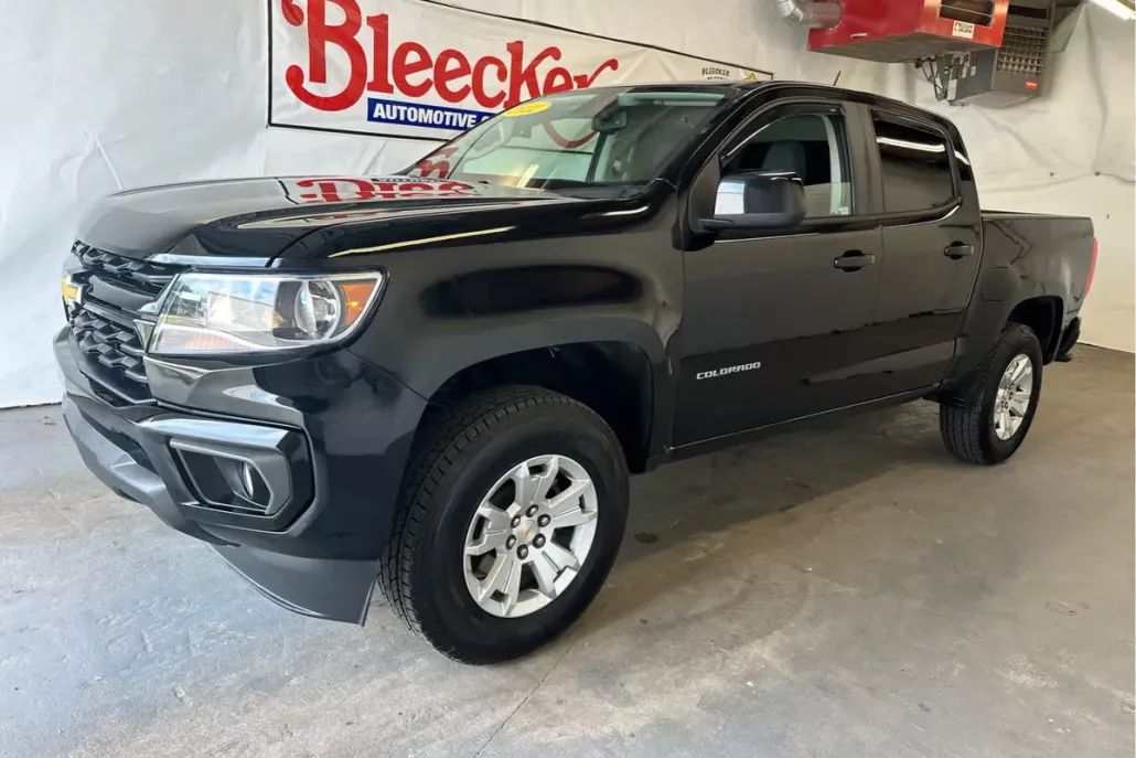 2022 Chevrolet Colorado LT photo 1