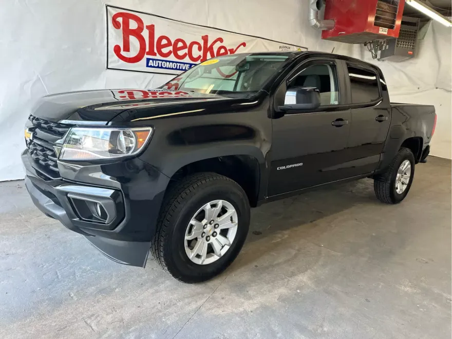 2022 Chevrolet Colorado LT photo 1