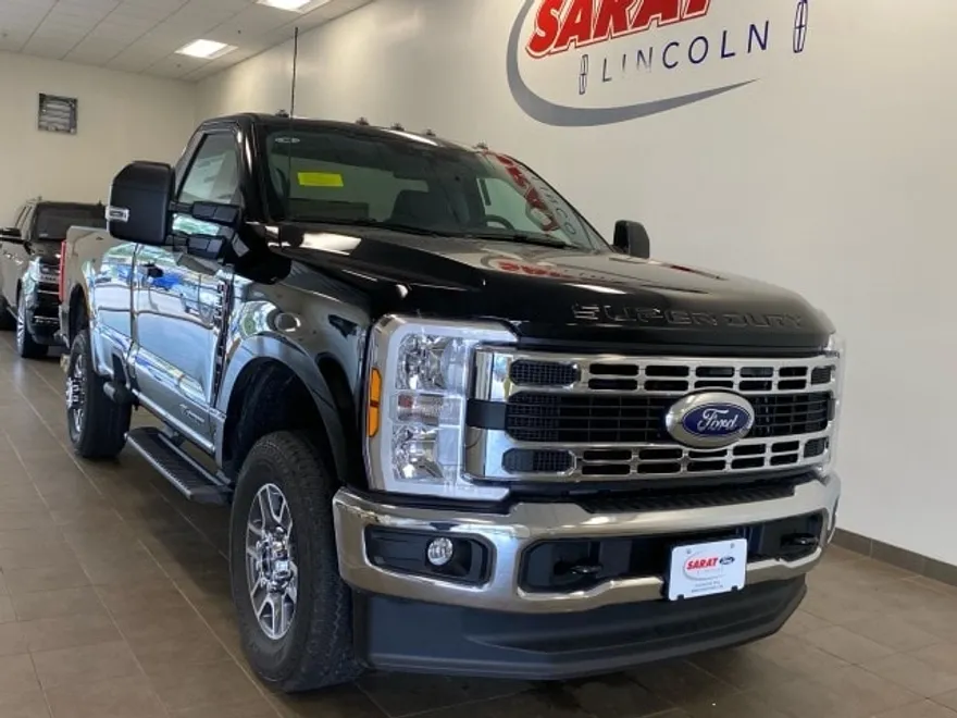 2025 Ford F-350 XLT photo 1