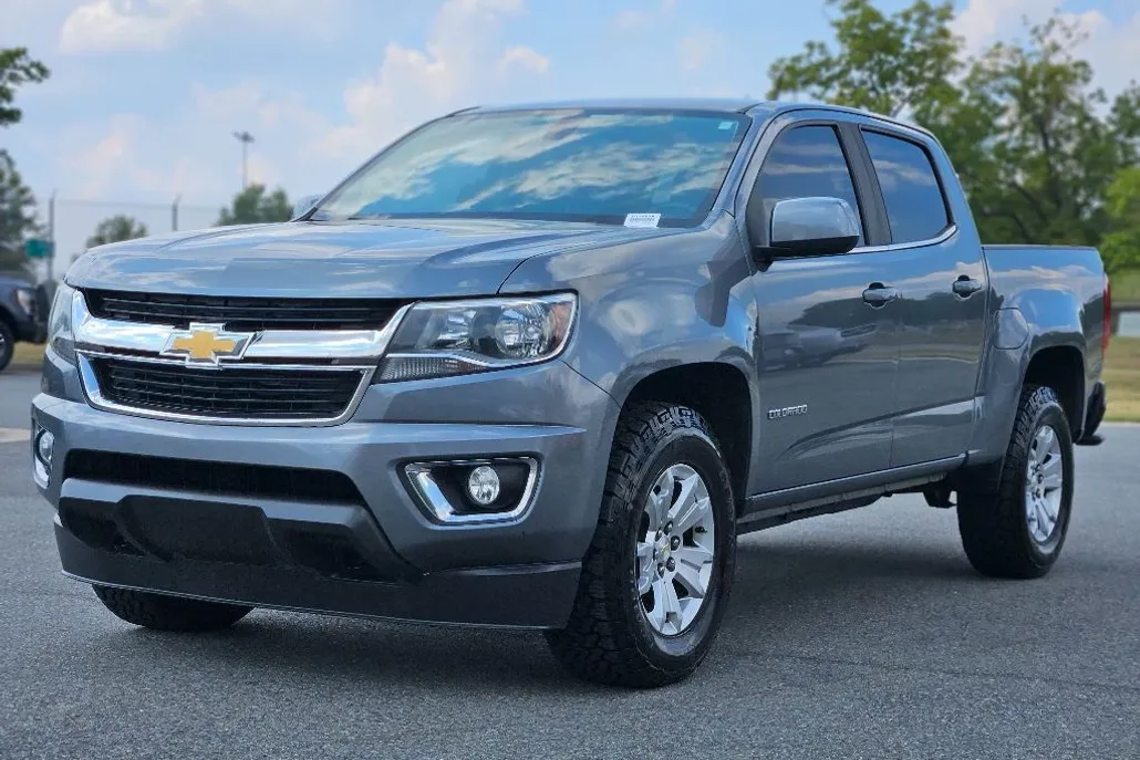2020 Chevrolet Colorado LT photo 1