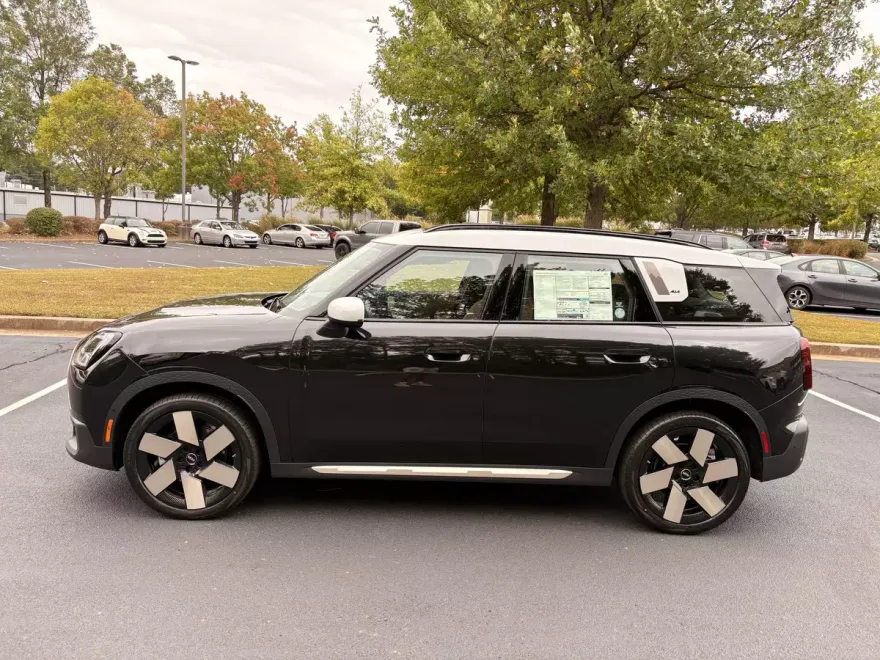 2026 Mini Countryman S ALL4 photo 1