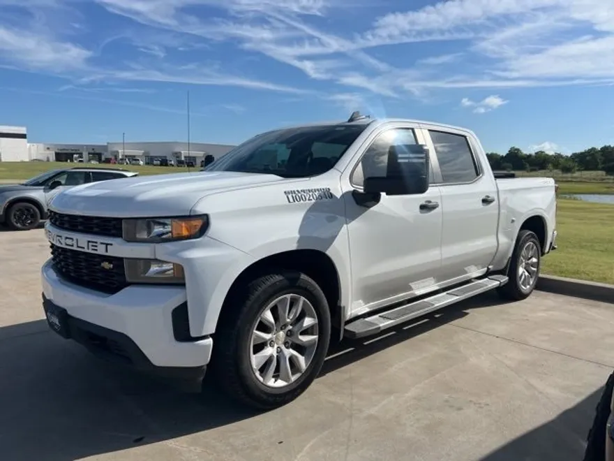 2021 Chevrolet Silverado 1500 Custom photo 1