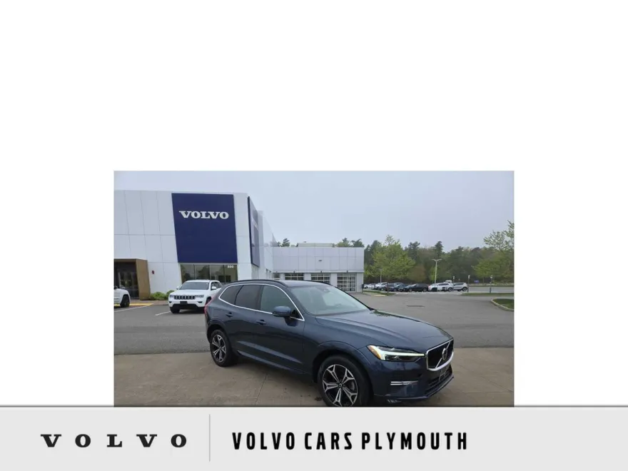 2022 Volvo XC60 B5 Momentum photo 1