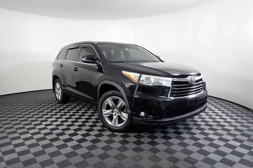 2015 Toyota Highlander Limited Platinum photo 1