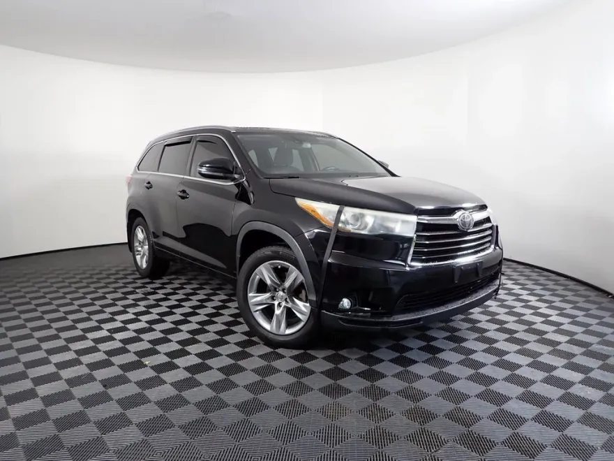 2015 Toyota Highlander Limited Platinum photo 1