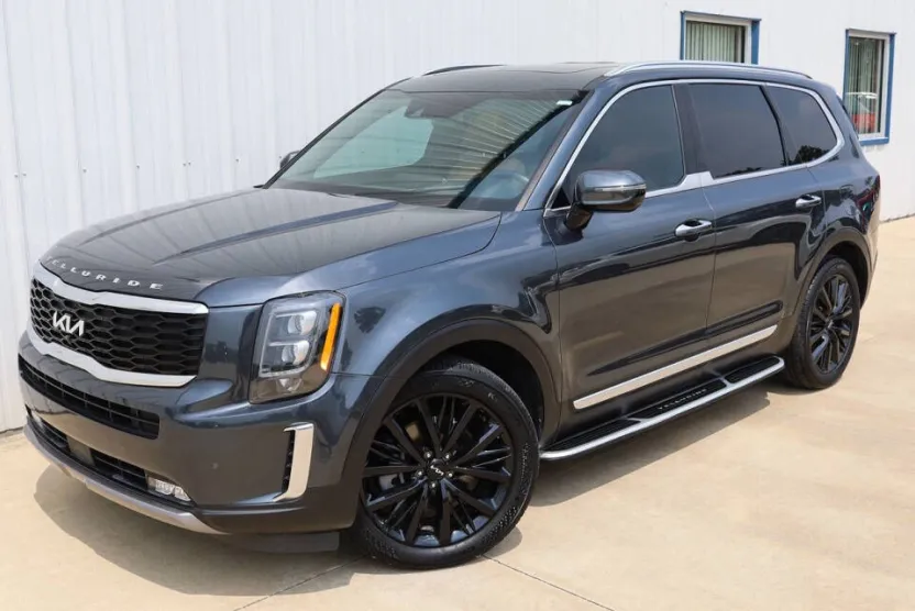 2022 Kia Telluride SX photo 1