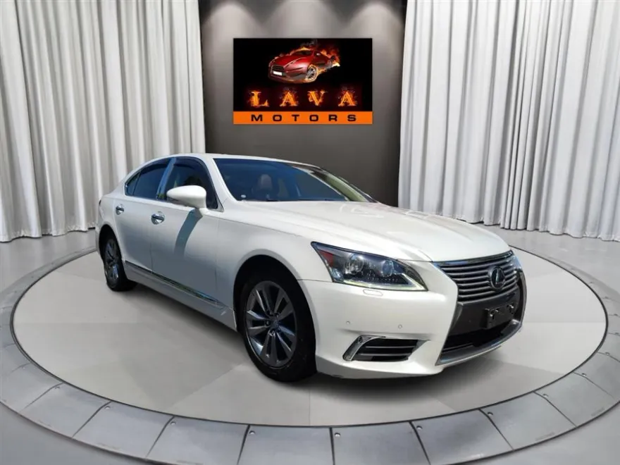 2015 Lexus LS 460 photo 1