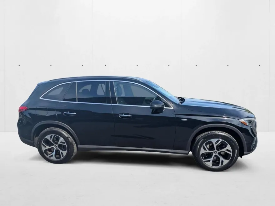 2025 Mercedes Benz GLC 350e 4MATIC photo 1