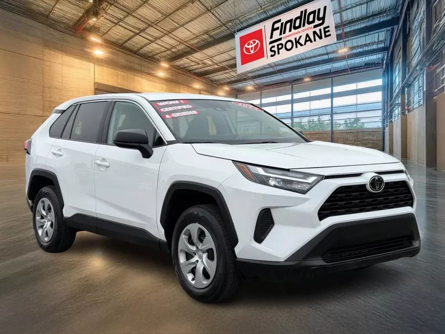 2023 Toyota RAV4 LE photo 1