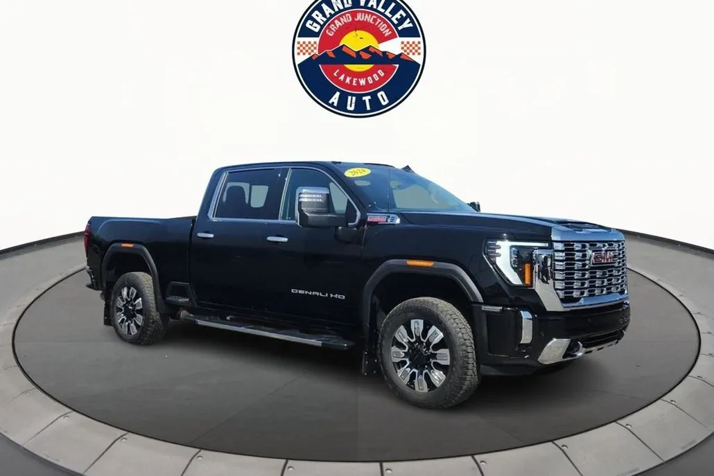 2024 Gmc Sierra HD Denali photo 1