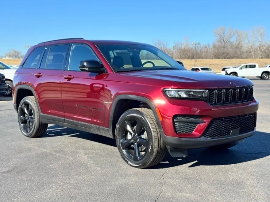 2025 Jeep Grand Cherokee Altitude X photo 1