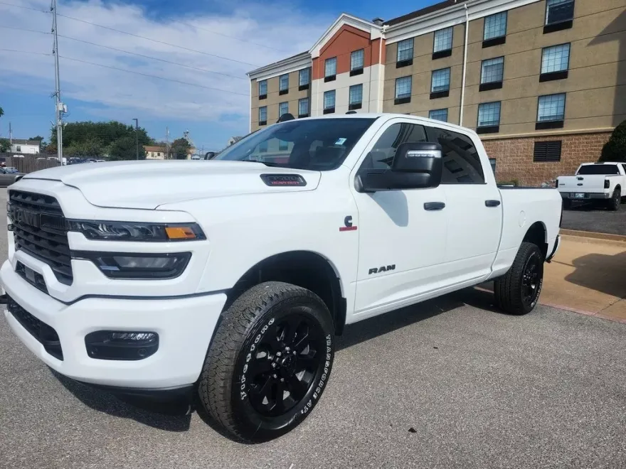 2026 Ram 3500 Big Horn photo 1
