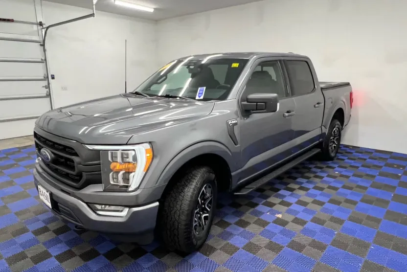 2022 Ford F-150 XLT photo 1