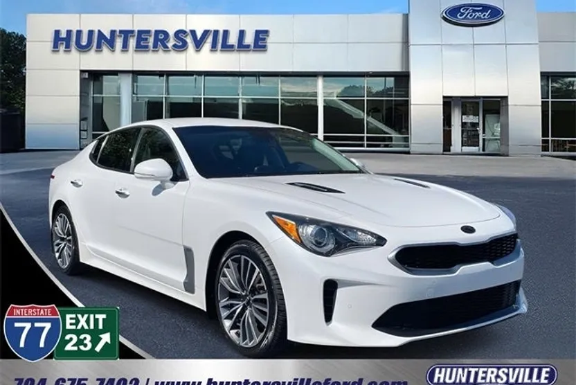 2019 Kia Stinger photo 1