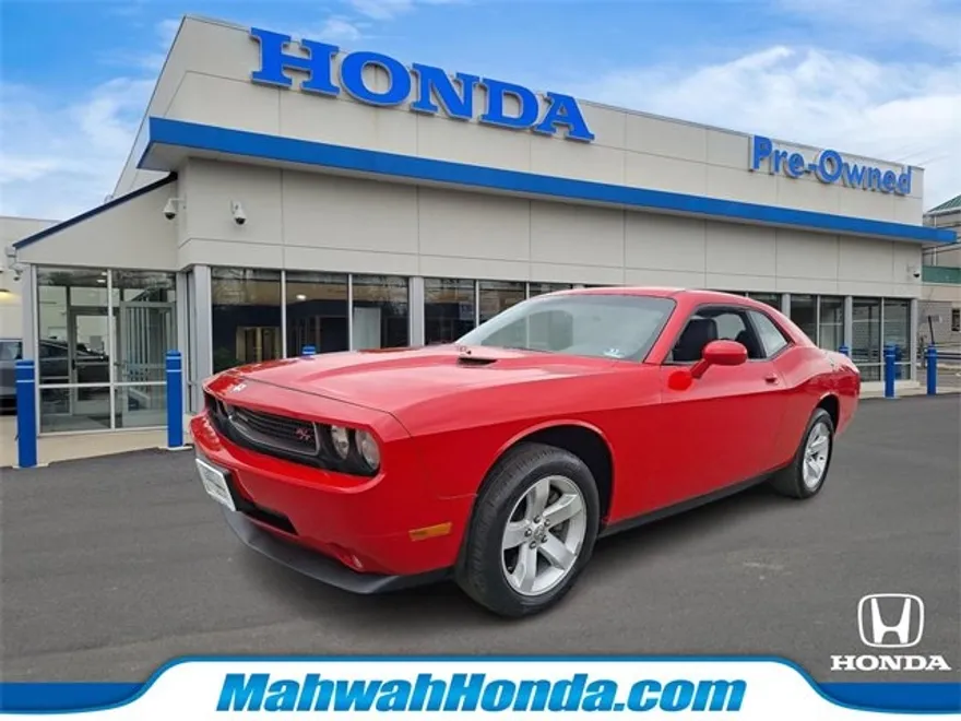 2010 Dodge Challenger R/T photo 1