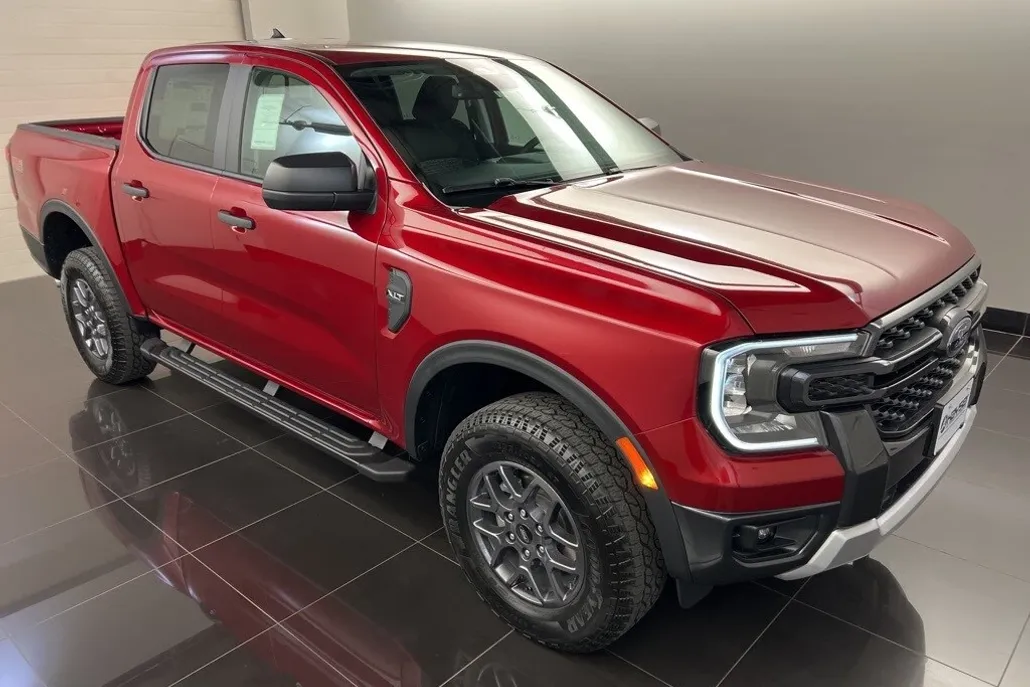 2025 Ford Ranger XLT photo 1
