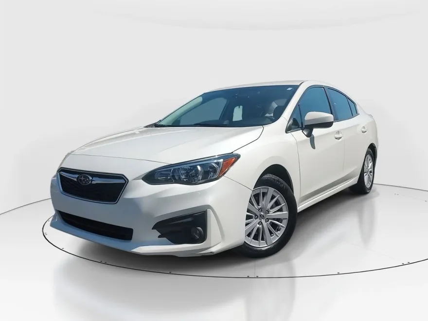 2018 Subaru Impreza Premium photo 1