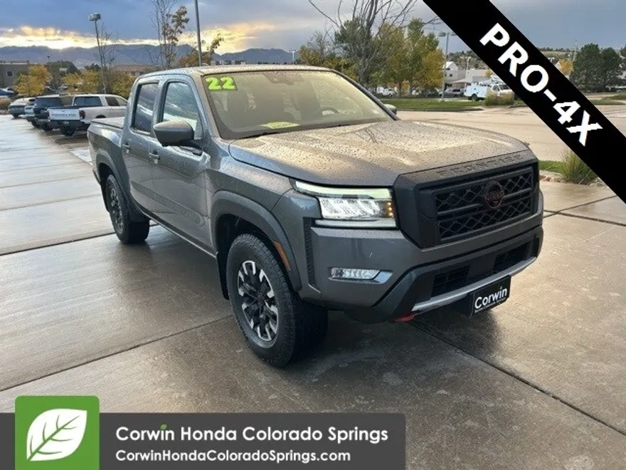 2022 Nissan Frontier PRO-4X photo 1